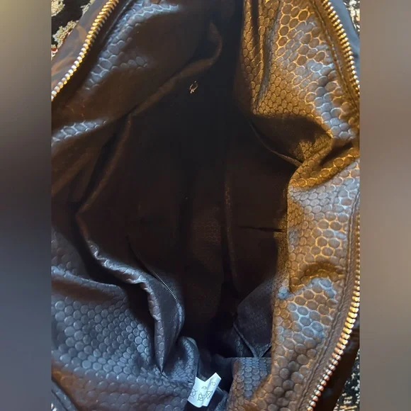 Black Quilted Tote Bag EUC! - Picture 10 of 14